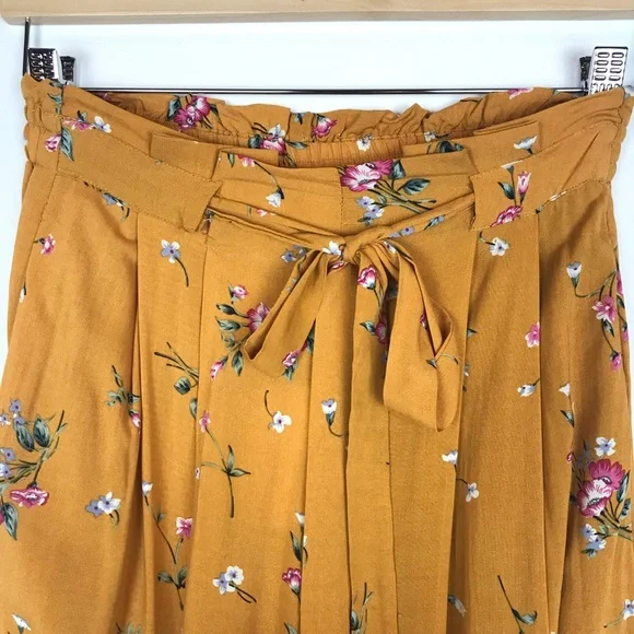 Mustard Floral Wide-Leg Pants - Picture 3 of 7
